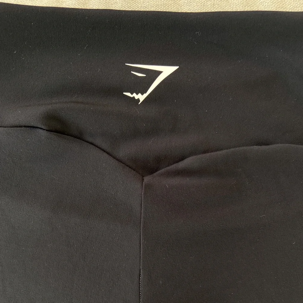 Gymshark | Cropped Leggings - Picture 3 of 6